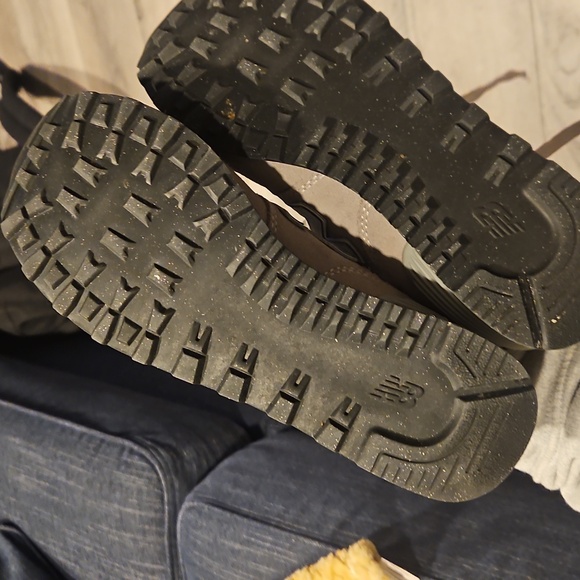 New Balance 574 Women's Gray Sneakers~ 6.5 - Picture 6 of 7